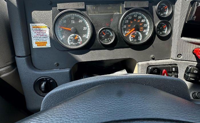 Used 2018 Freightliner CASCADIA 113