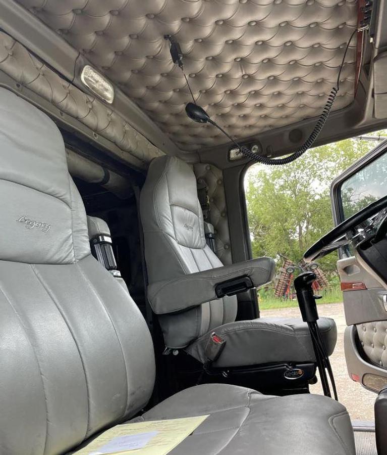 Used 2007 KENWORTH W900