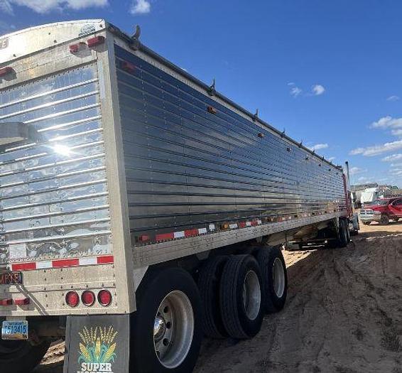 Used 2014 Timpte Tri Axle Trailer