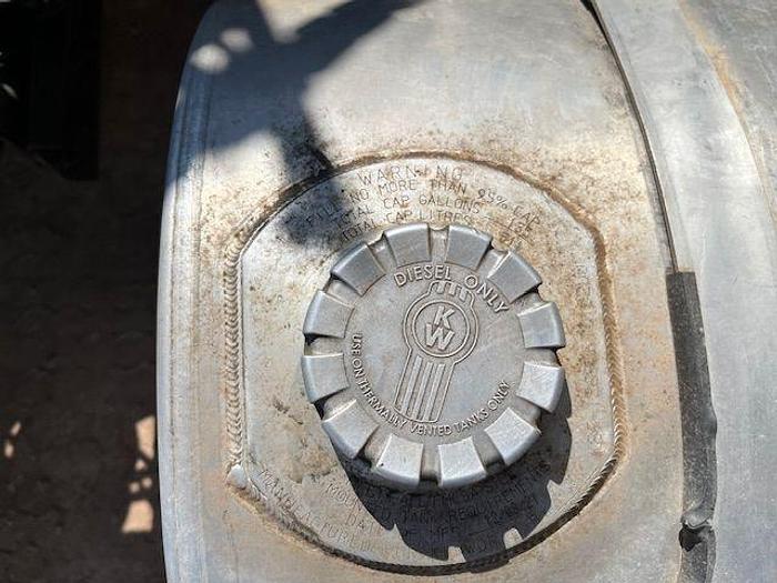 Used 2022 KENWORTH T880