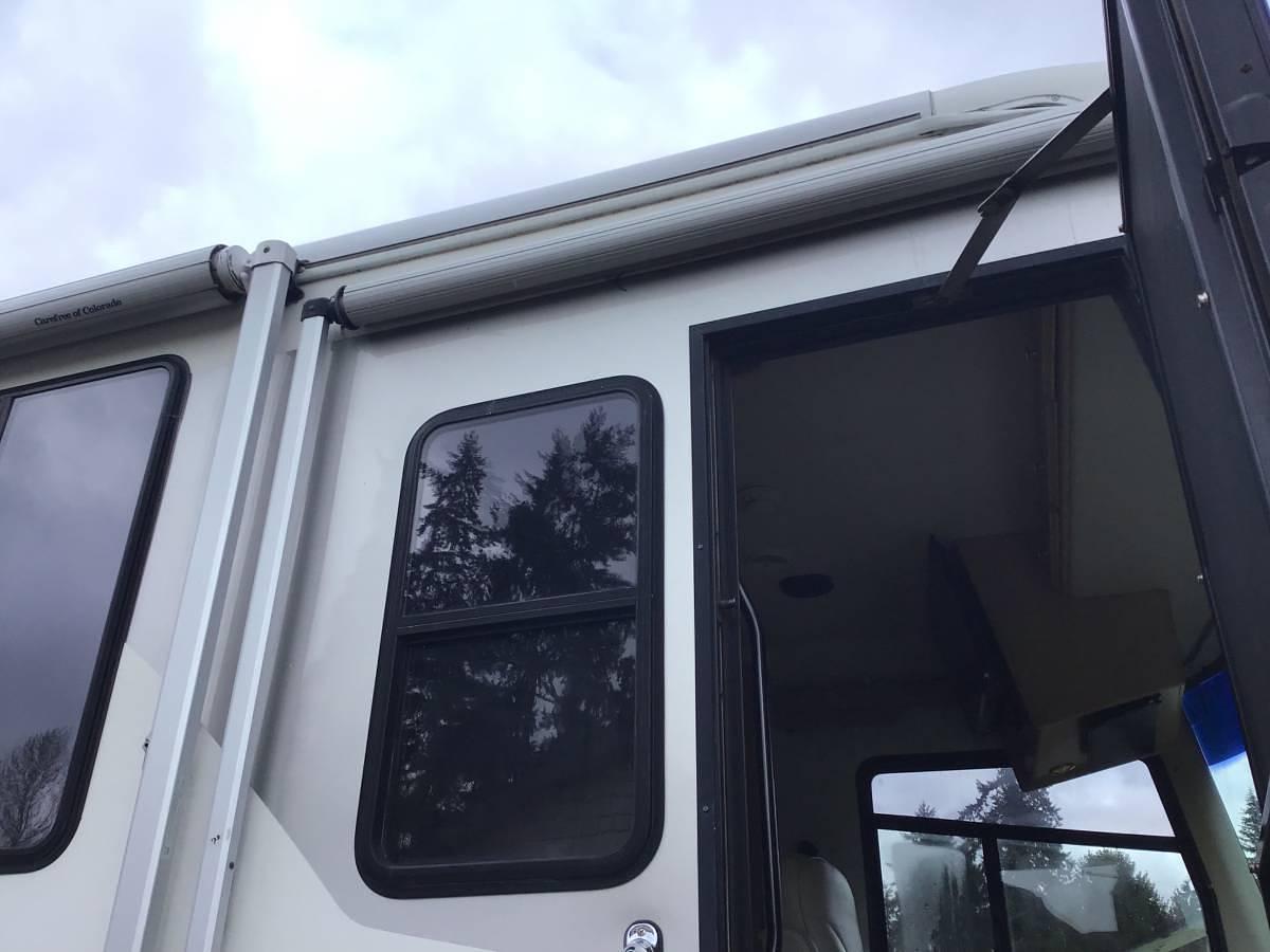 Used 1998 Monaco Diplomat