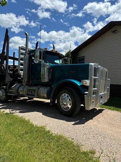 Used 2016 Peterbilt 389 Logging Truck