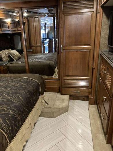 Used 2014 Tiffin Allegro Bus