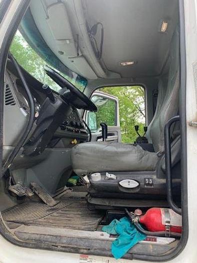 Used 2018 KENWORTH T880