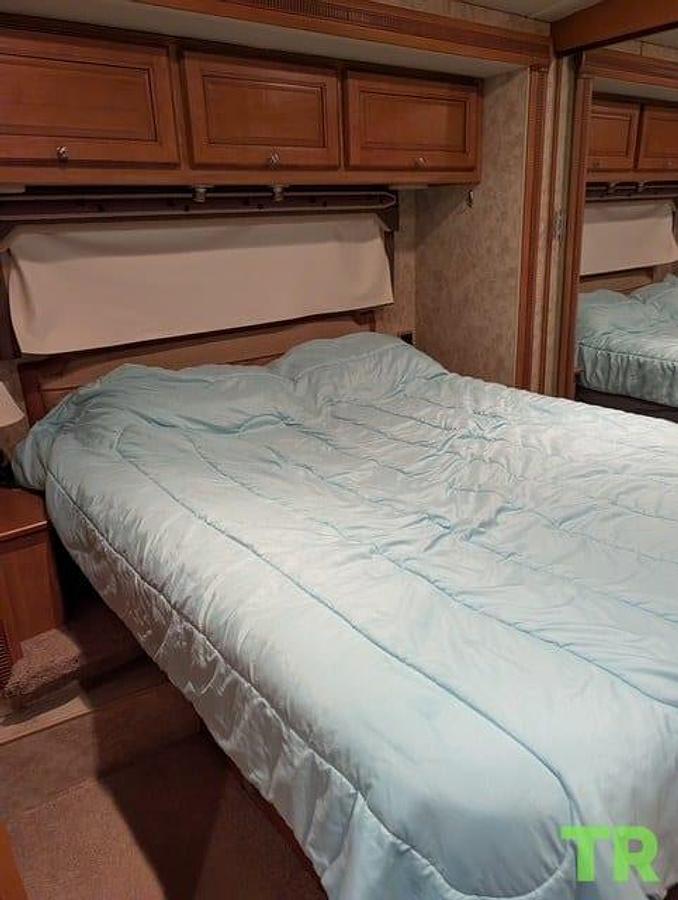 Used 2010 Itasca Meridian V Class 34Y