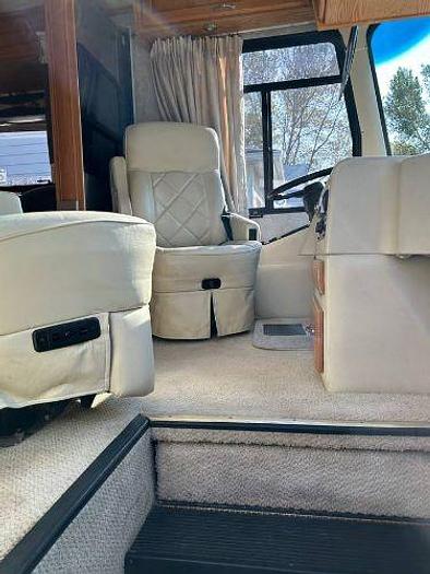 Used 2004 Holiday Rambler Endeavor