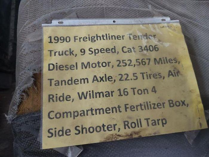 Used 1990 Freightliner FLD120