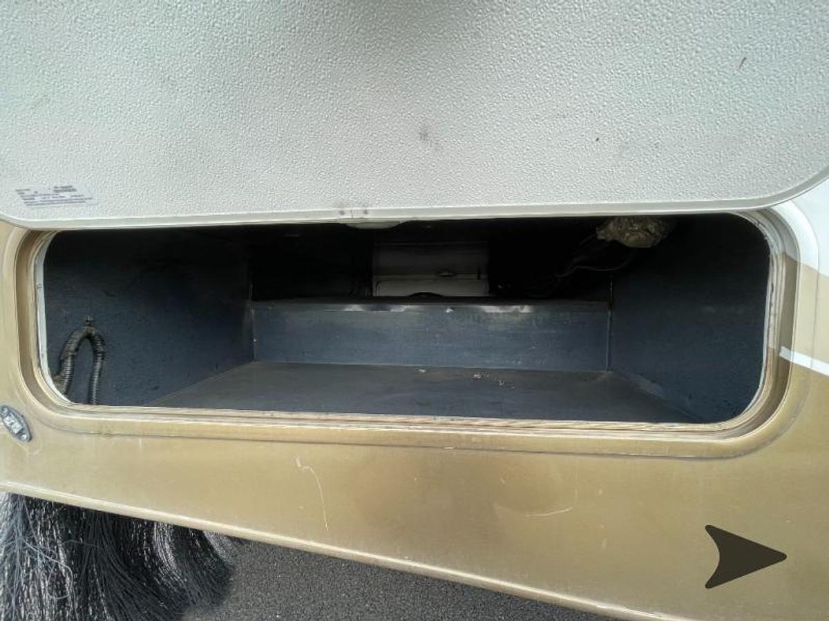 Used 2017 Nexus Phantom 32SC Class C Motorhome