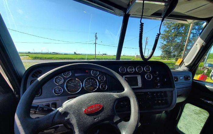 Used 2011 Peterbilt 389
