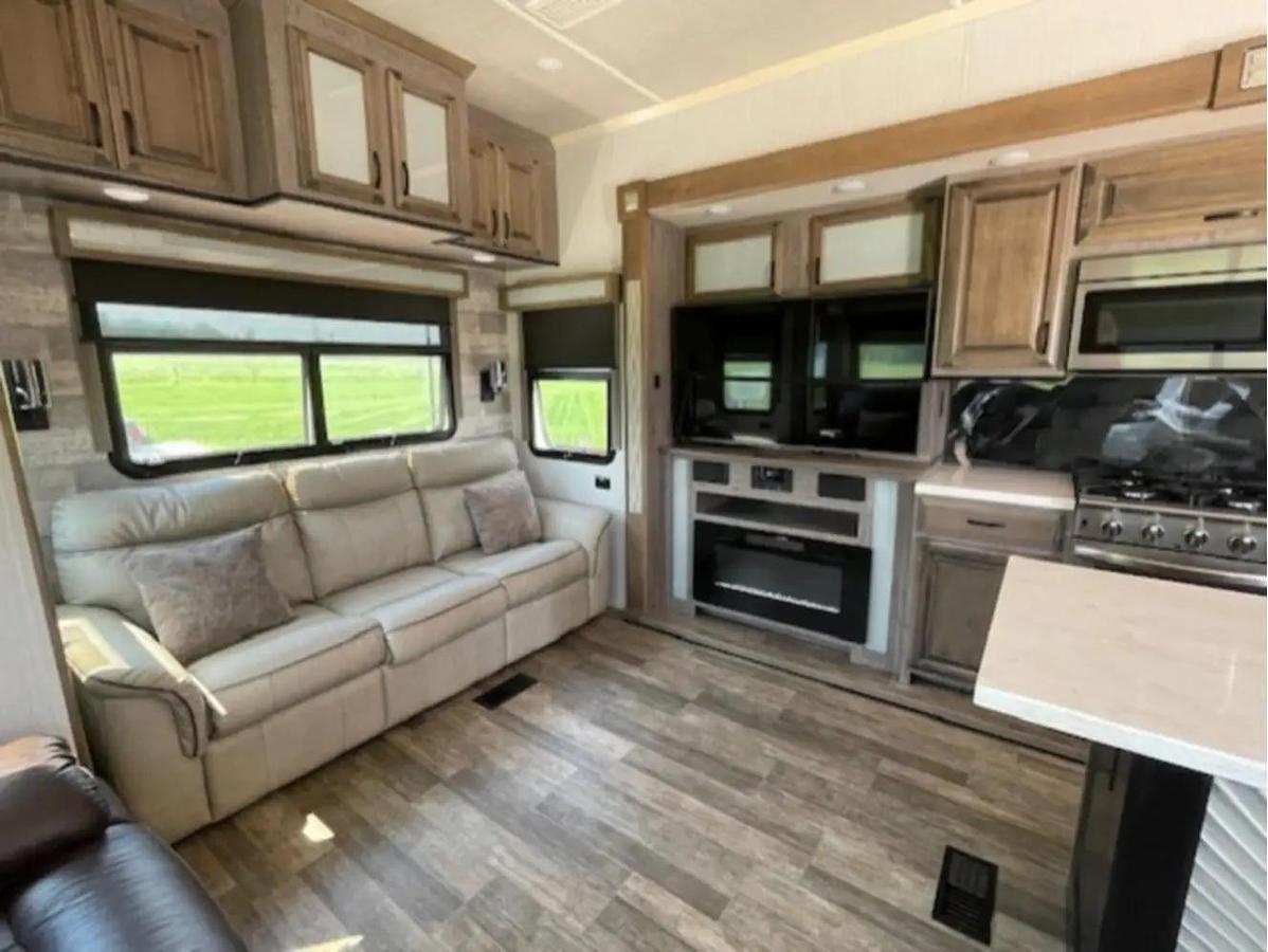 Used 2021 Forest River Cedar Creek Champagne 38EL