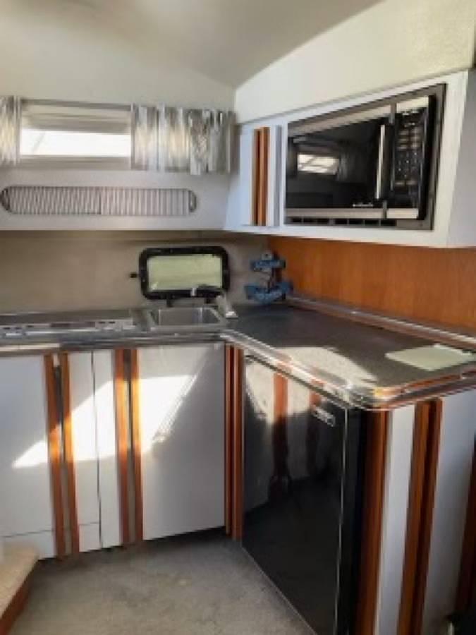 Used 1989 Cruisers Esprit 3370