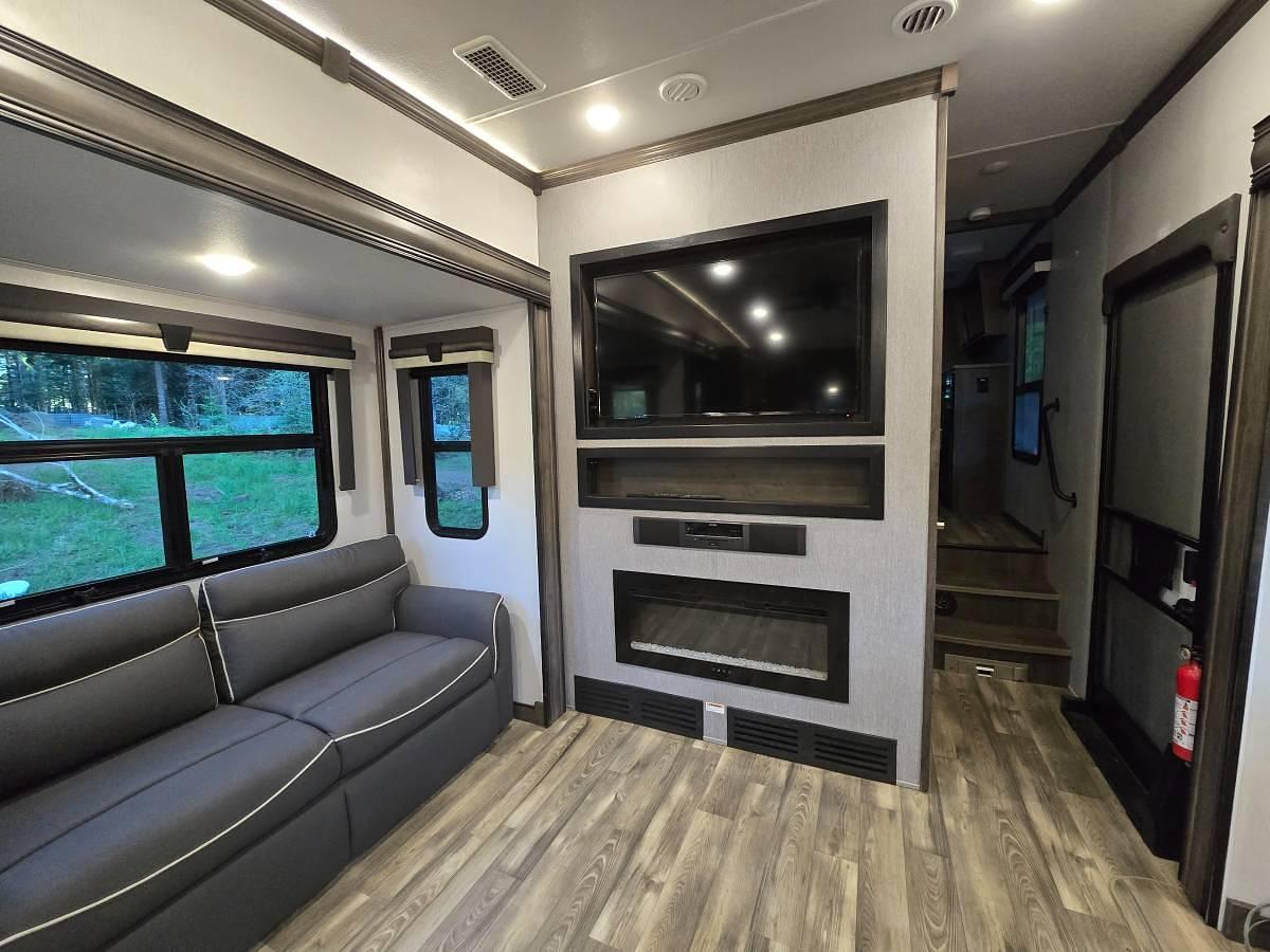 Used 2021 Forest River Cardinal Luxury 390FBX
