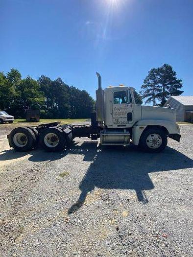 Used 1995 Freightliner USF-1E