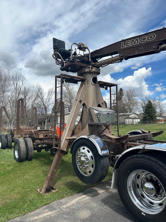 Used 2013 Peterbilt 389