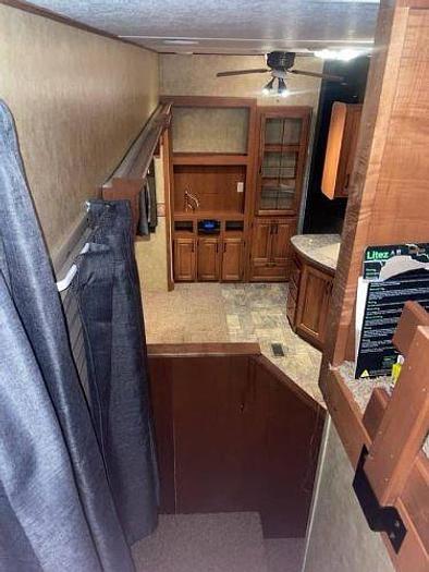 Used 2010 Forest River Sierra 35LOFT