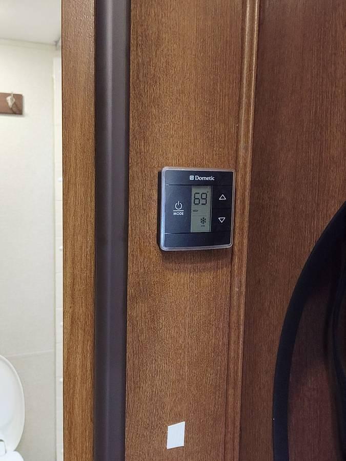 Used 2014 Prime Time Tracer Breeze Travel Trailer