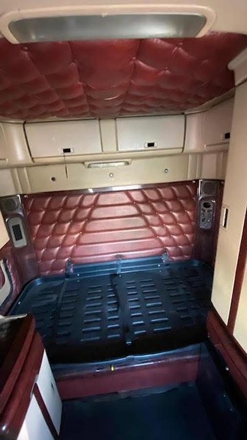 Used 2011 Freightliner Coronado 132