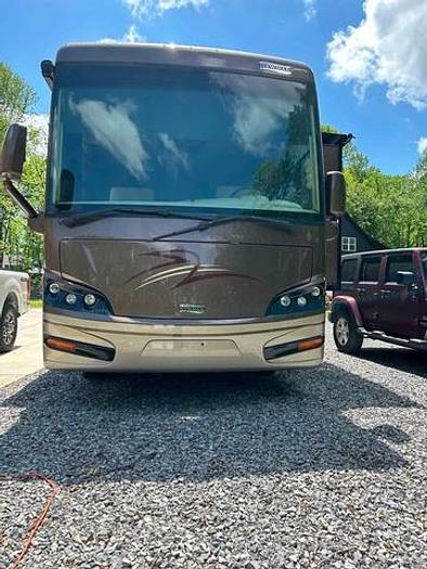 Used 2014 Newmar Ventana LE 3849