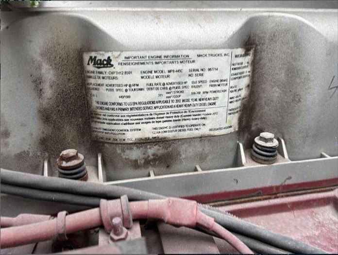 Used 2013 Mack Pinnacle CHU613