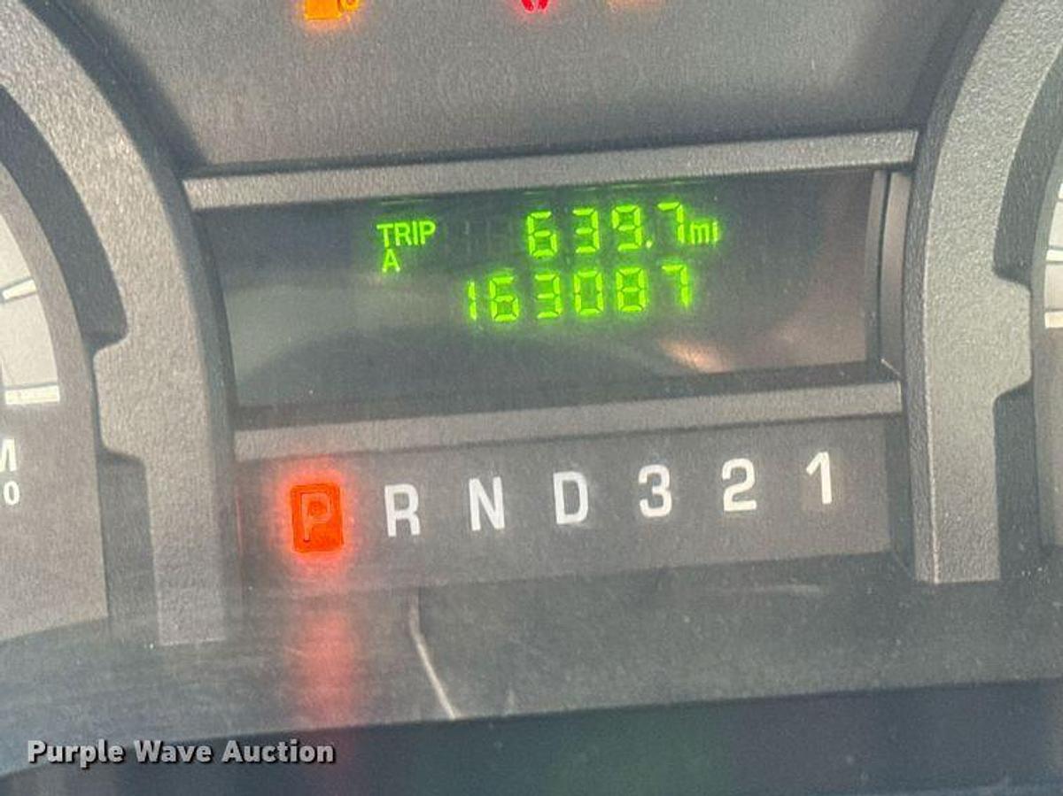 Used 2012 Ford E350 Super Duty Box Truck