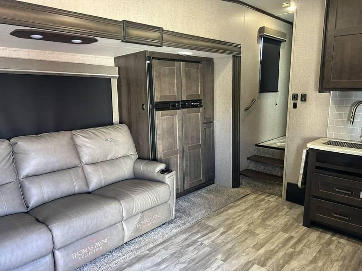 Used 2021 Grand Design Reflection 260RD