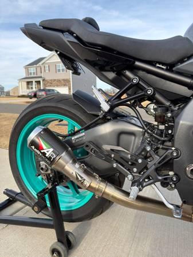 Used 2023 YAMAHA MT-10