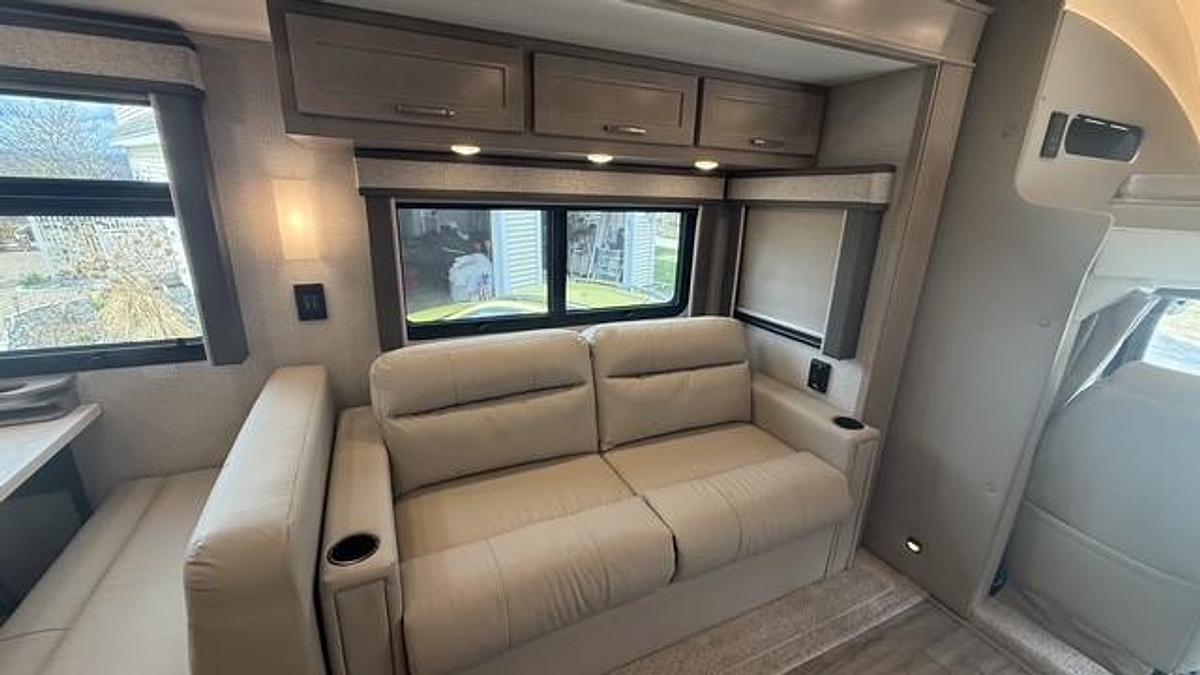 Used 2025 Renegade Valencia 38RW