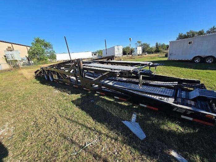 Used 2015 Volvo VAH Car Hauler