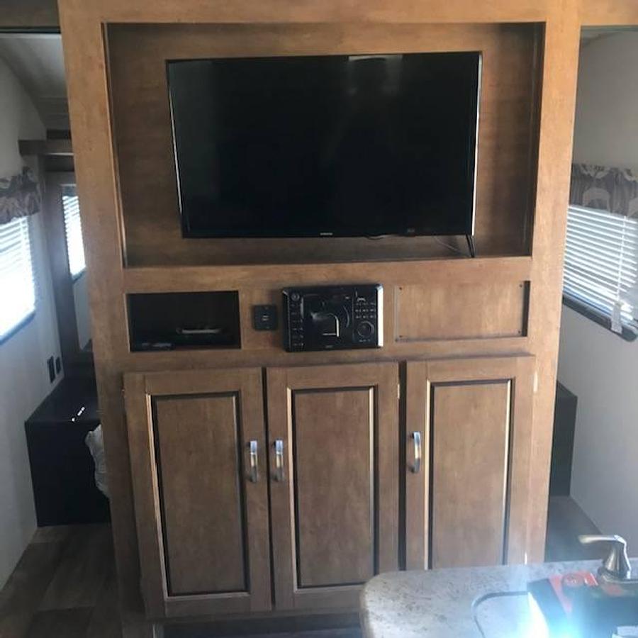 Used 2018 Forest River Wildwood X-Lite