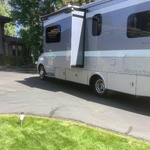 Used 2021 Tiffin Wayfarer 25RW