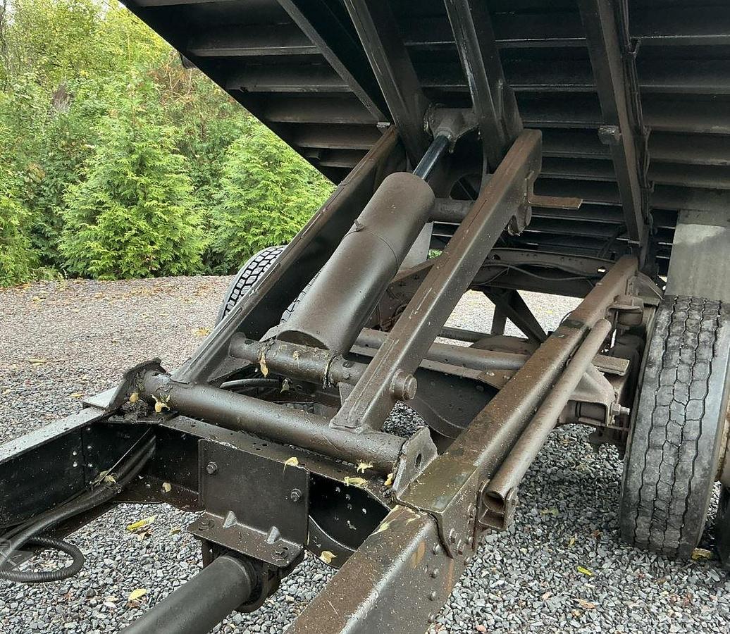 Used 2005 GMC Topkick C7500 Dump Truck