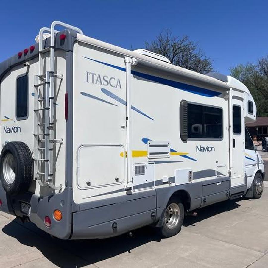 Used 2006 Winnebago Sprinter Navion Itasca Rv
