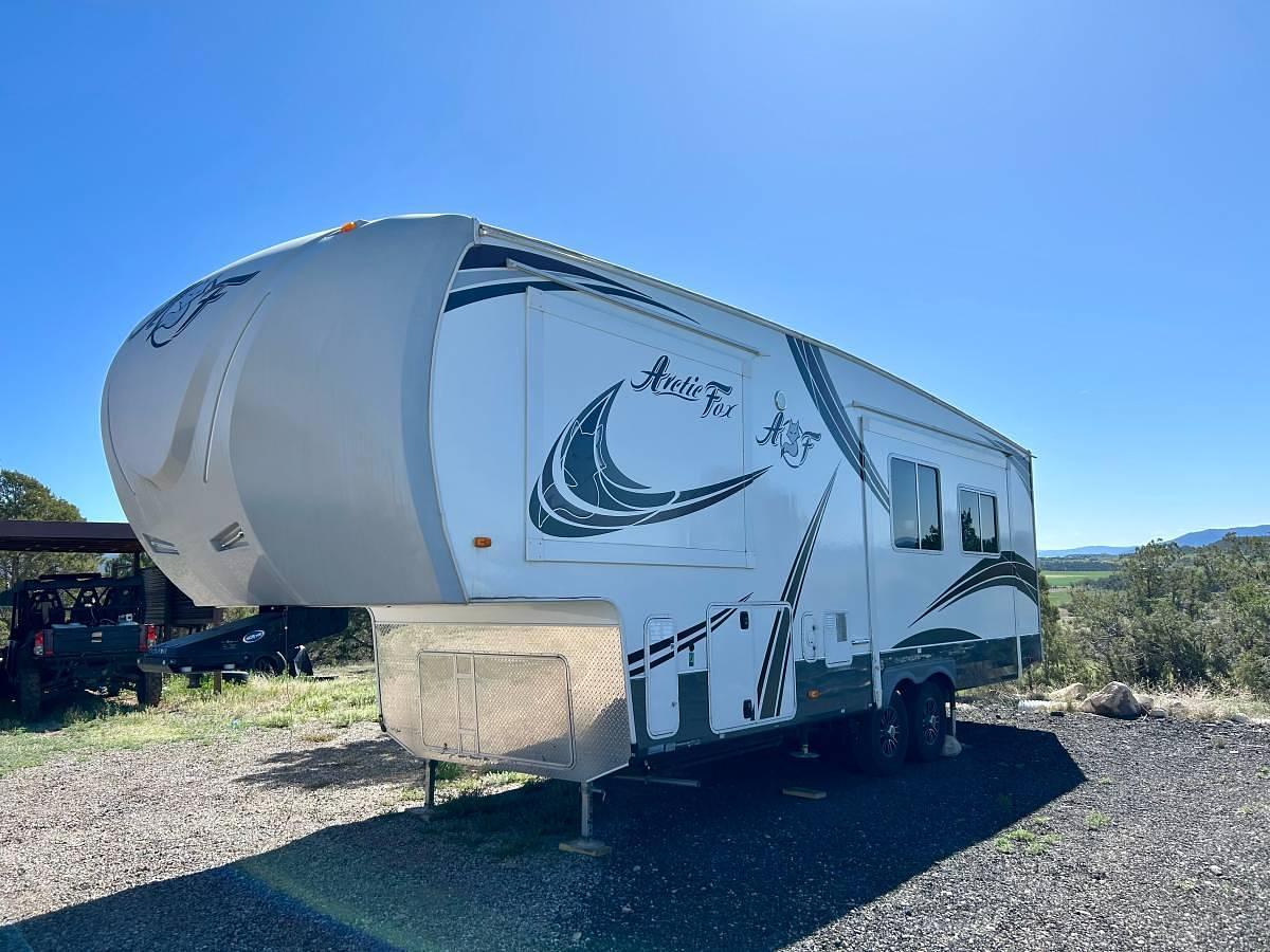 Used 2019 Northwood Artic Fox Silver Edition Silver Fox 29-5T
