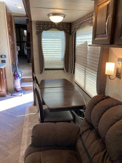 Used 2015 Keystone Montana Mountaineer