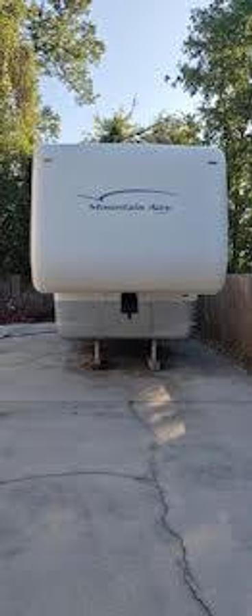 Used 2001 Newmar Mountain Aire 34RDCK Fifth Wheel