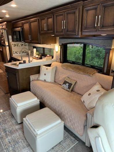 Used 2019 Newmar Ventana 3426