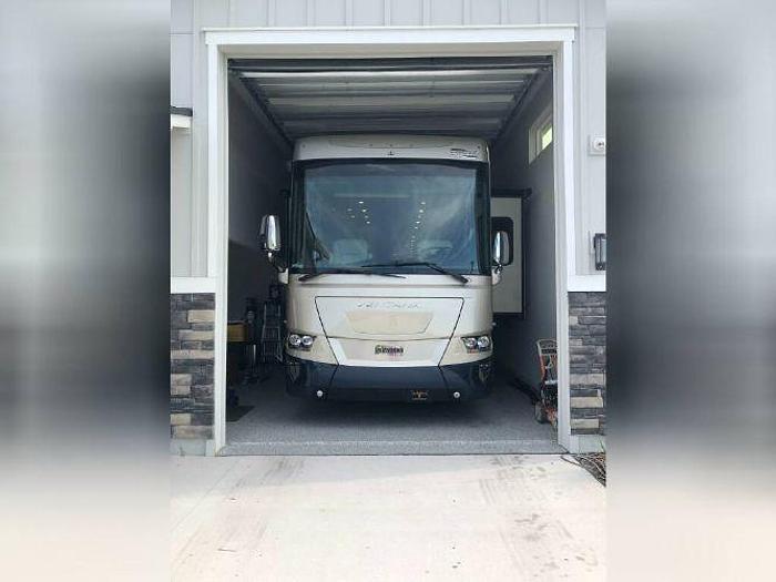 Used 2020 Newmar VENTANA 4037