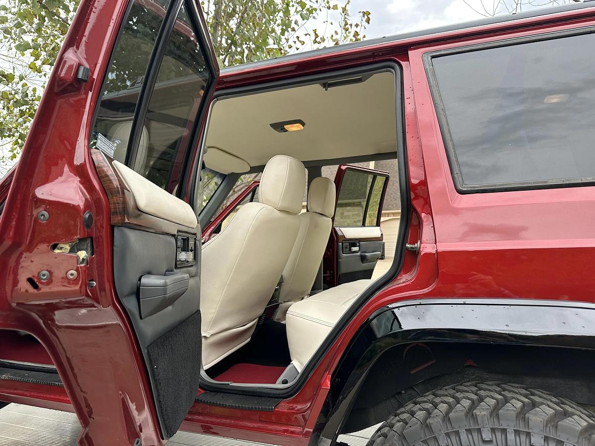 Used 1996 Jeep Cherokee 2WD 4-Door