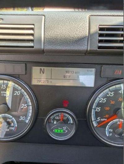 Used 2018 Freightliner Cascadia 125