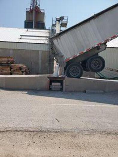 Used 2013 MAC Trailer