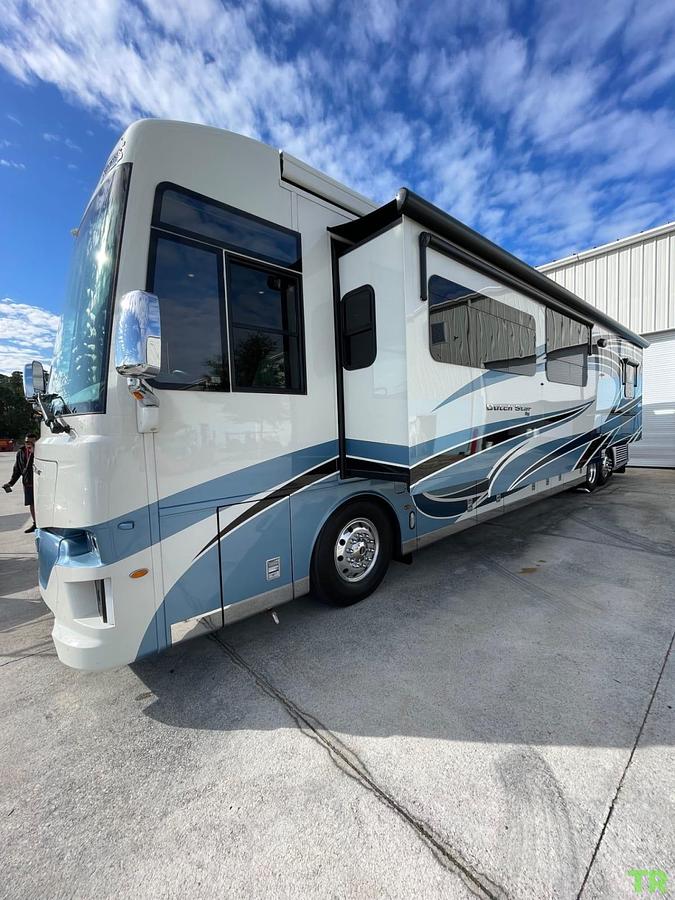 Used 2022 Newmar Dutch Star 4369