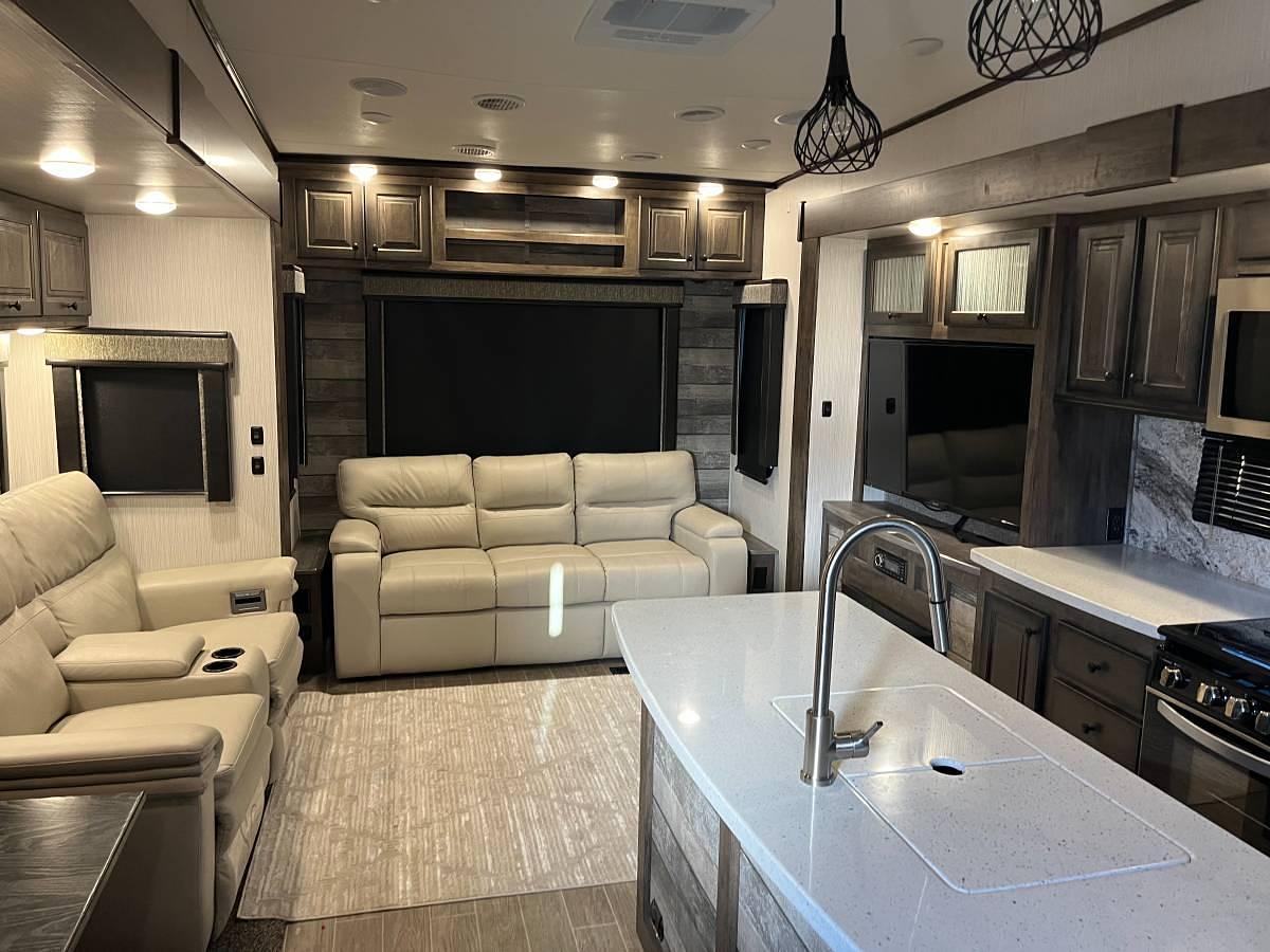 Used 2021 BigHorn Traveler Fifth Wheel