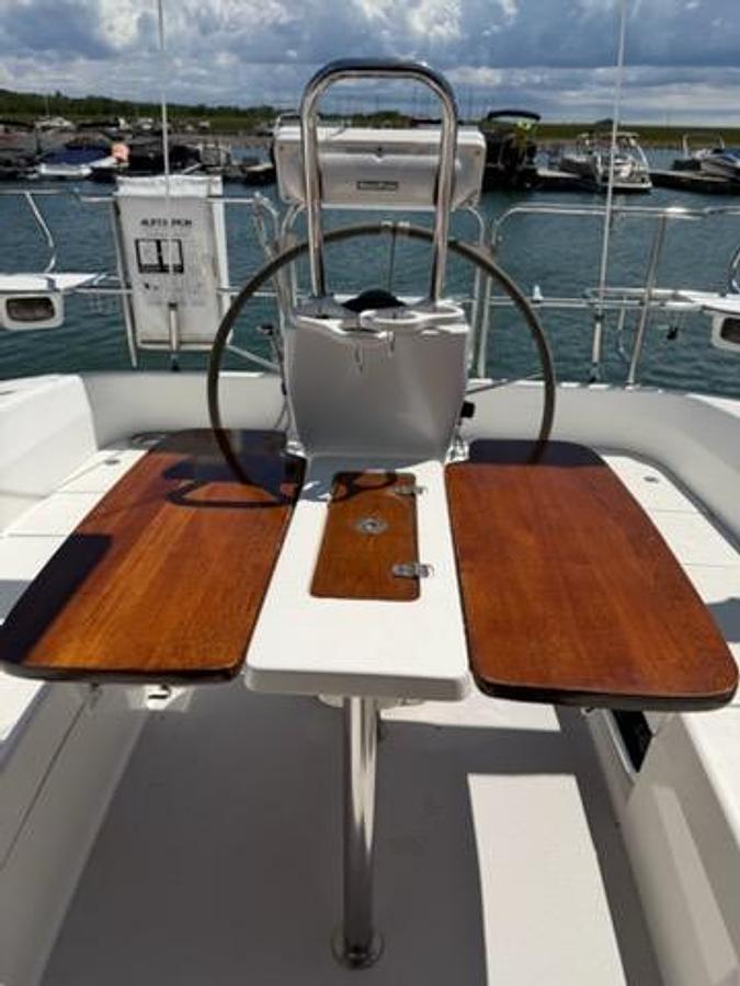 Used 2004 Catalina 350