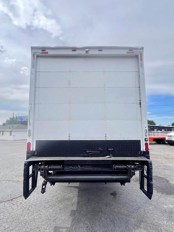 Used 2013 Hino 338 Box Truck
