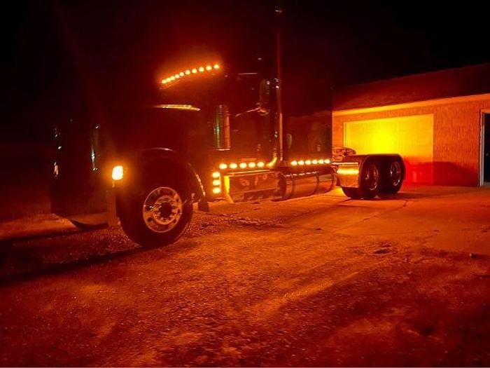 Used 2001 INTERNATIONAL 9900 IX