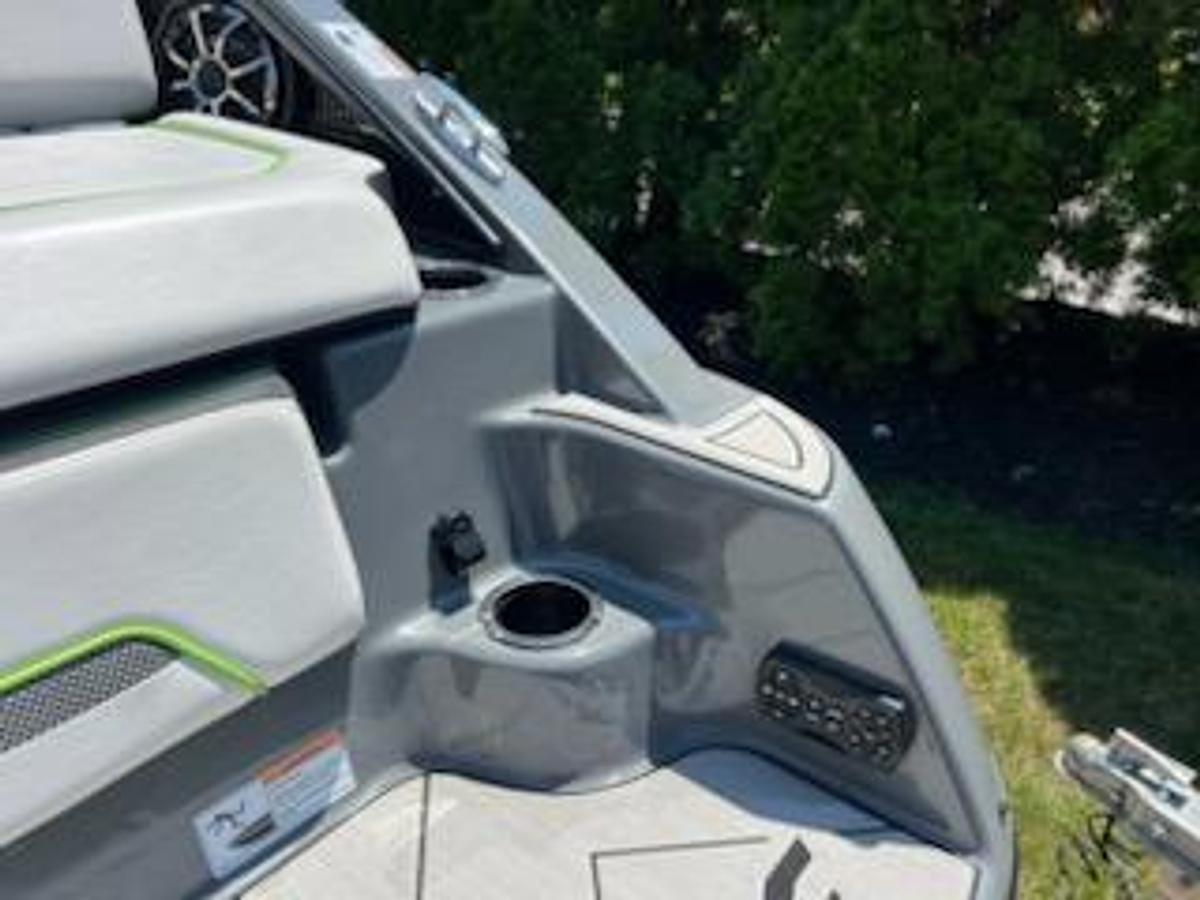 Used 2021 Yamaha 255 XD Wake Series Jet Boat