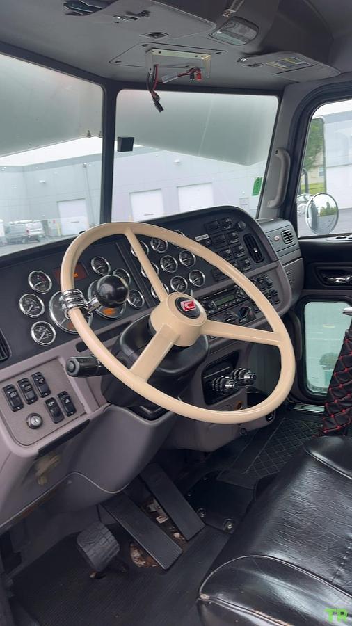 Used 2014 Peterbilt 388