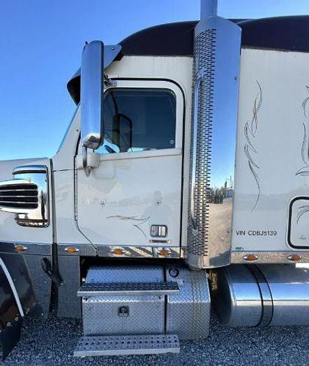 Used 2012 Freightliner Coronado 132