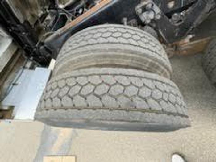 Used 2015 KENWORTH T880 Dump Truck