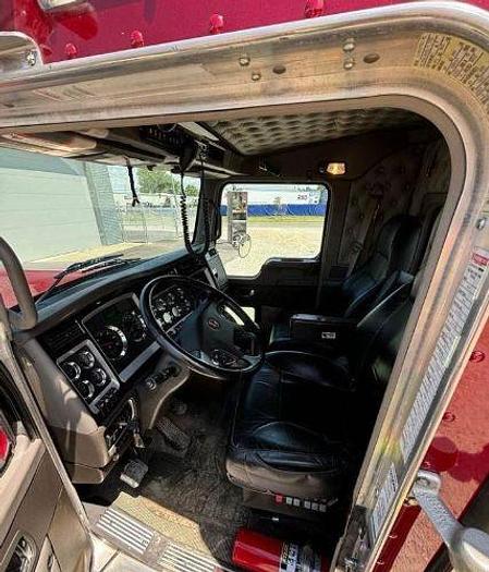 Used 2019 KENWORTH W900 Wrecker Tow Truck